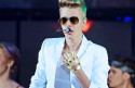 Justin Bieber turns up for a gig over 2 hours late!