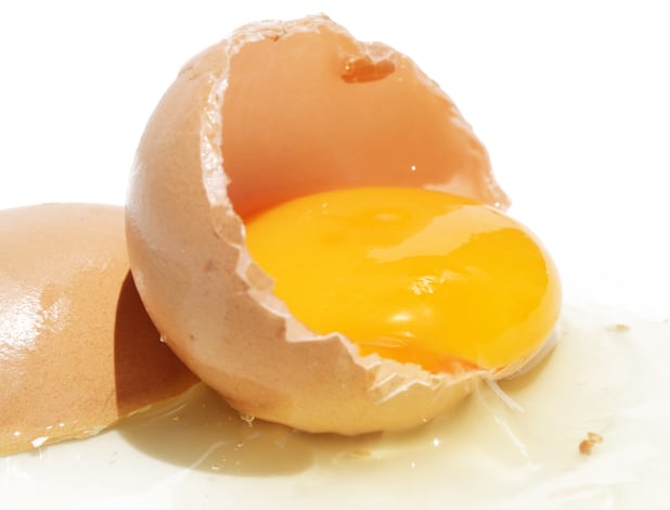 odd-raw-eggs
