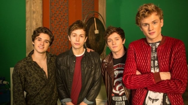 the-vamps-are-kung-fu-fighting-01