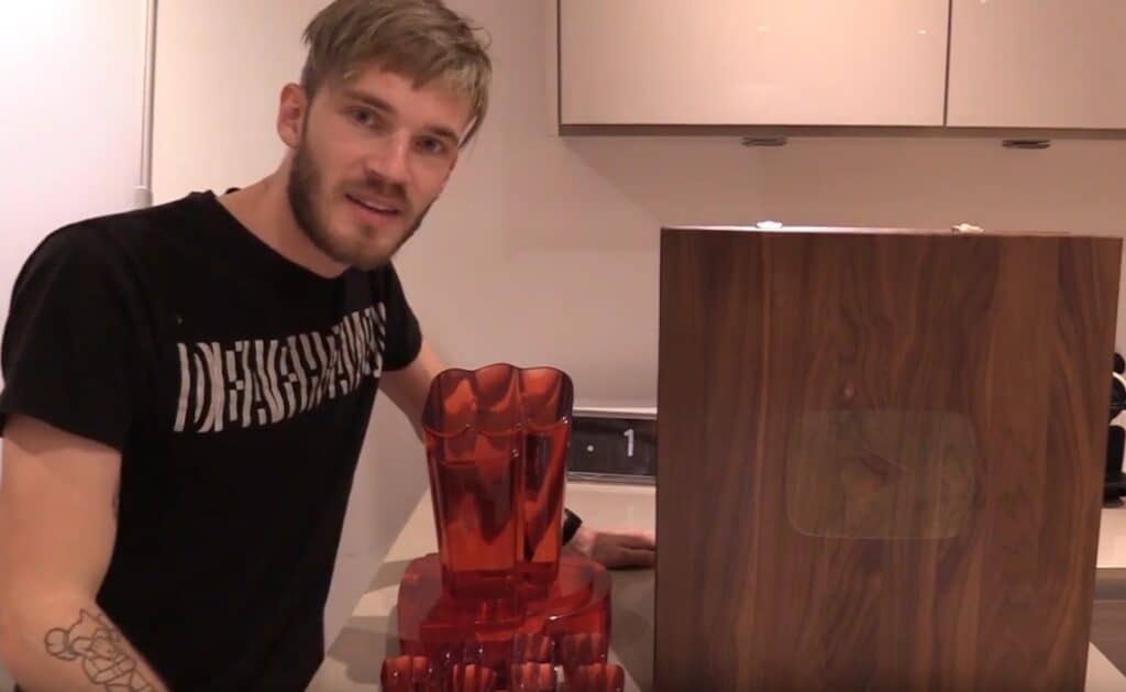 pewdiepie-ruby-play-button-youtube-50-million-subscribers