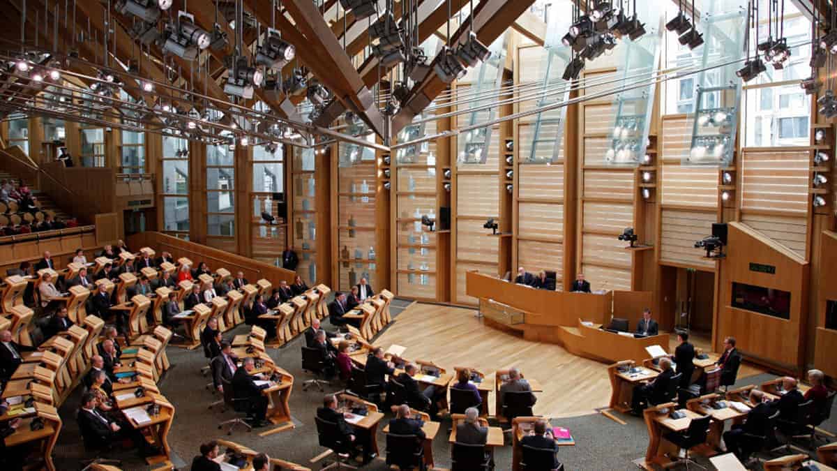 Scottish Parliament: Debating Chamber - Fun Kids - the UK&#39;s children&#39;s  radio station