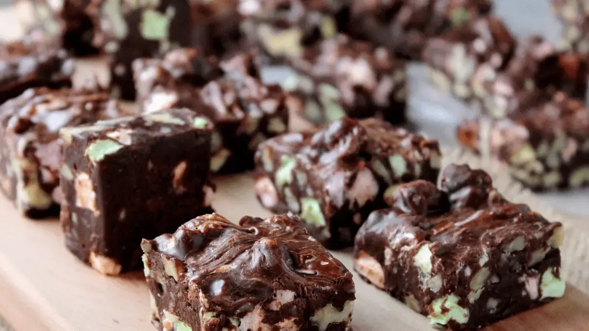 Rocky Road Chocolate Rice Krispie Cakes