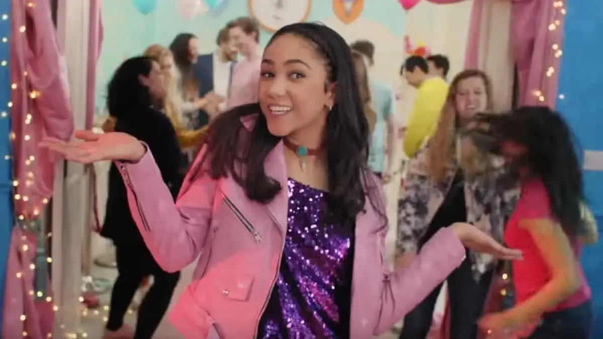 Watch Disney Channel’s The Lodge stars’ official music video for It’s My Time!