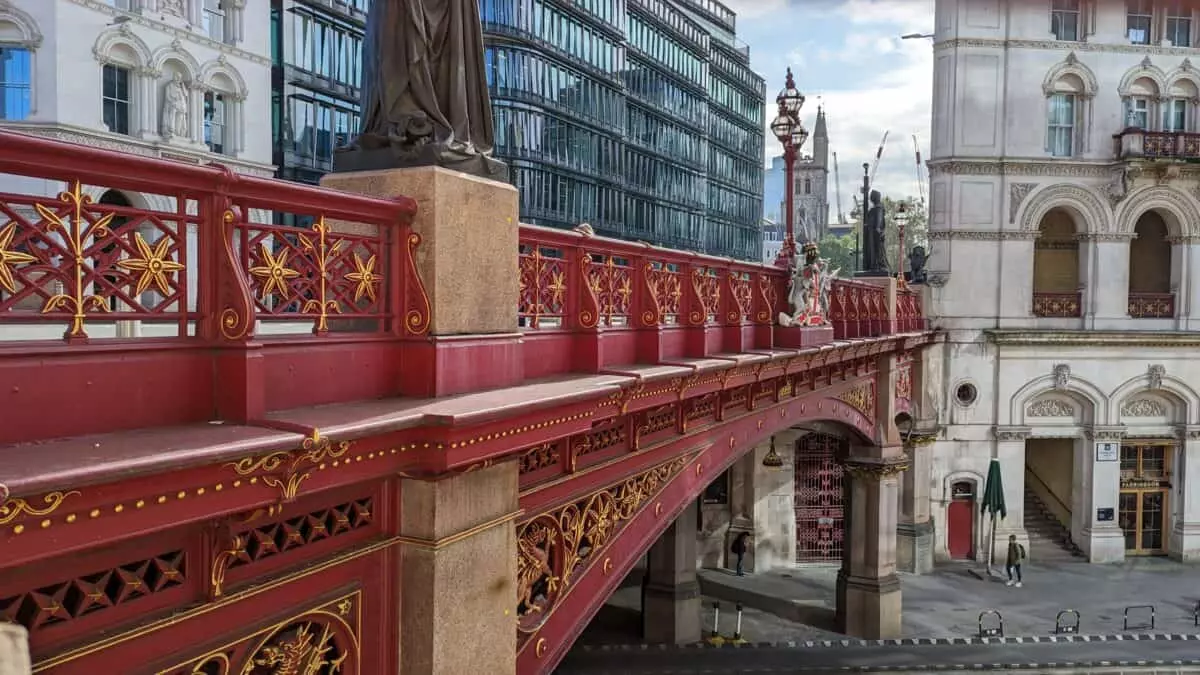 London’s History – The River Bridges